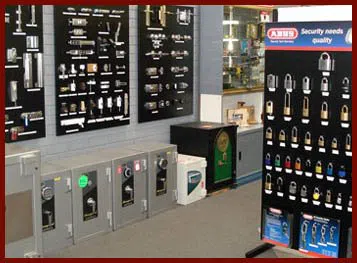 Locksmith Lock Store Whittier, CA 310-975-3537 - 3-nearest-locksmith